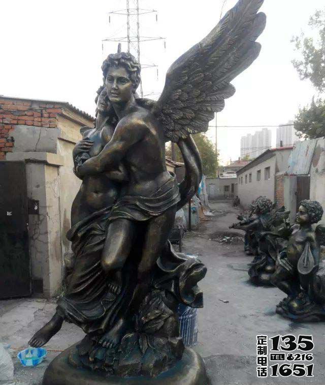 园林景观爱神玻璃钢仿铜西方人物雕塑 园林景观爱神玻璃钢仿铜西方人物雕塑