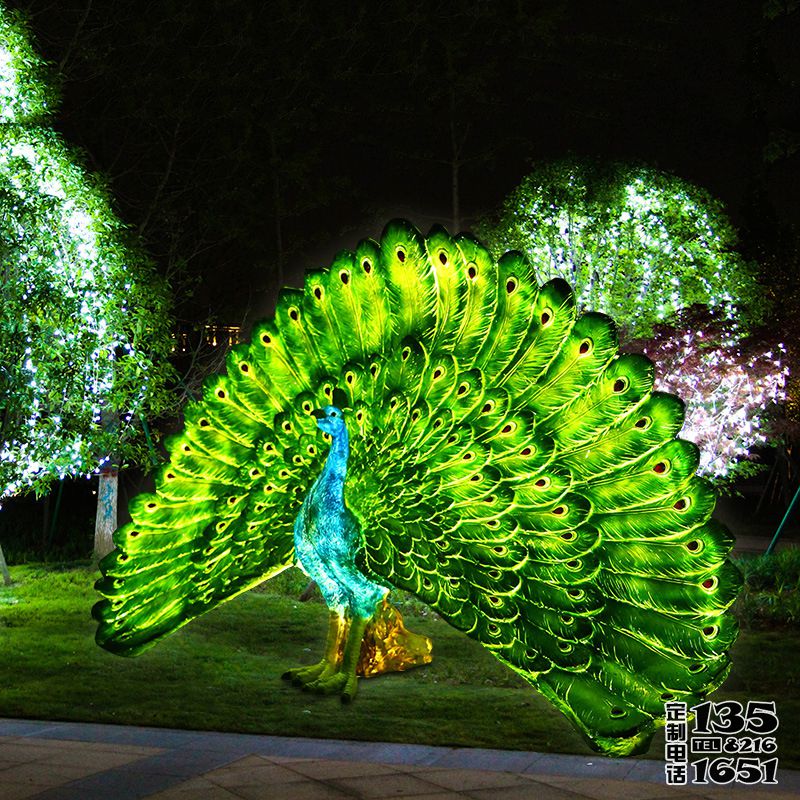 户外景观一只骄傲的玻璃钢彩绘仿真动物夜晚照明孔雀雕塑 户外景观一只骄傲的玻璃钢彩绘仿真动物夜晚照明孔雀雕塑