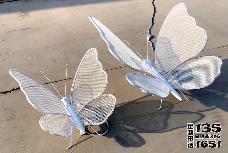玻璃钢抽象广场蝴蝶雕塑 玻璃钢抽象广场蝴蝶雕塑