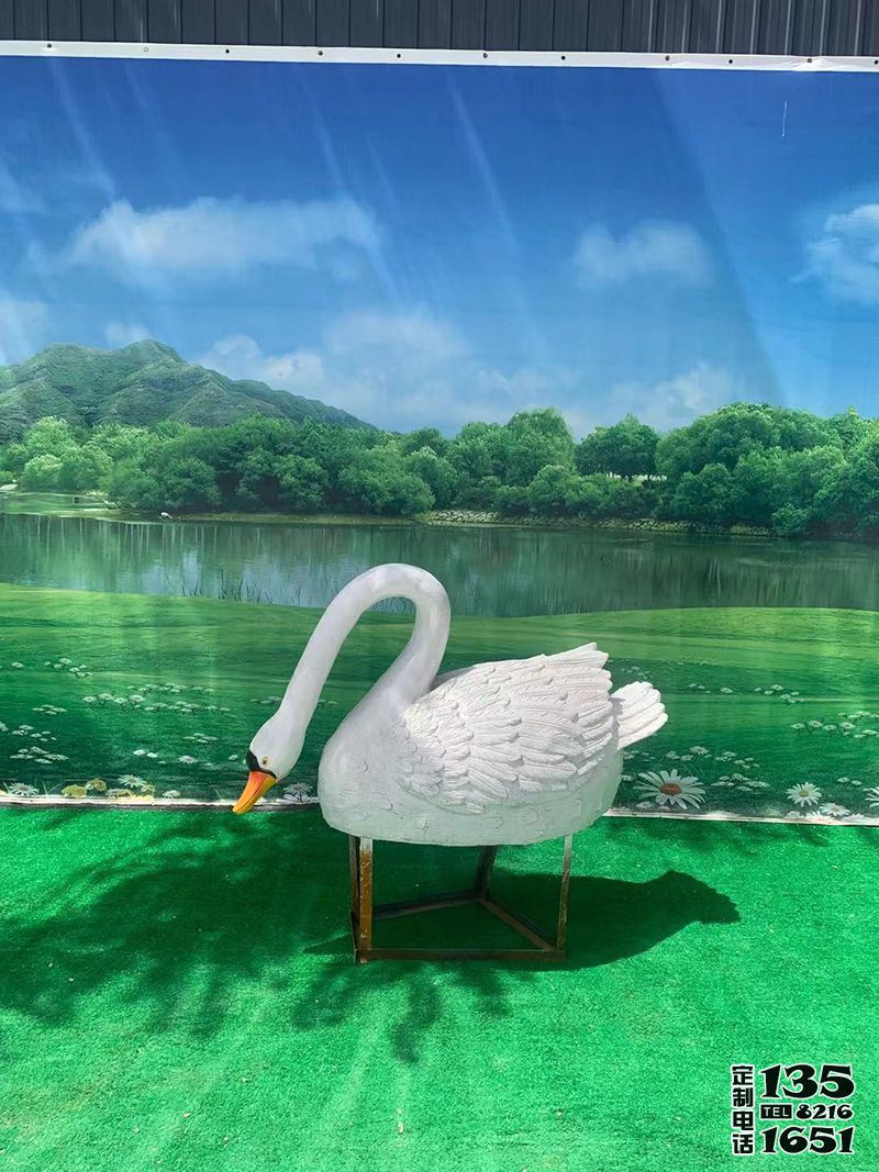 景区拍照玻璃钢仿真动物天鹅雕塑 景区拍照玻璃钢仿真动物天鹅雕塑