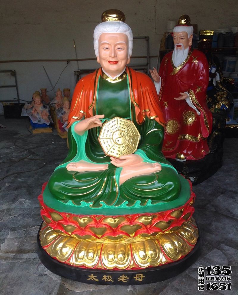 寺庙玻璃钢彩绘太极老母雕塑 寺庙玻璃钢彩绘太极老母雕塑