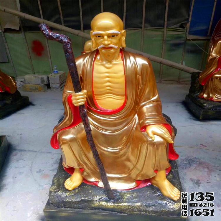 手拿拐棍的玻璃钢漆金寺庙十八罗汉雕塑 手拿拐棍的玻璃钢漆金寺庙十八罗汉雕塑