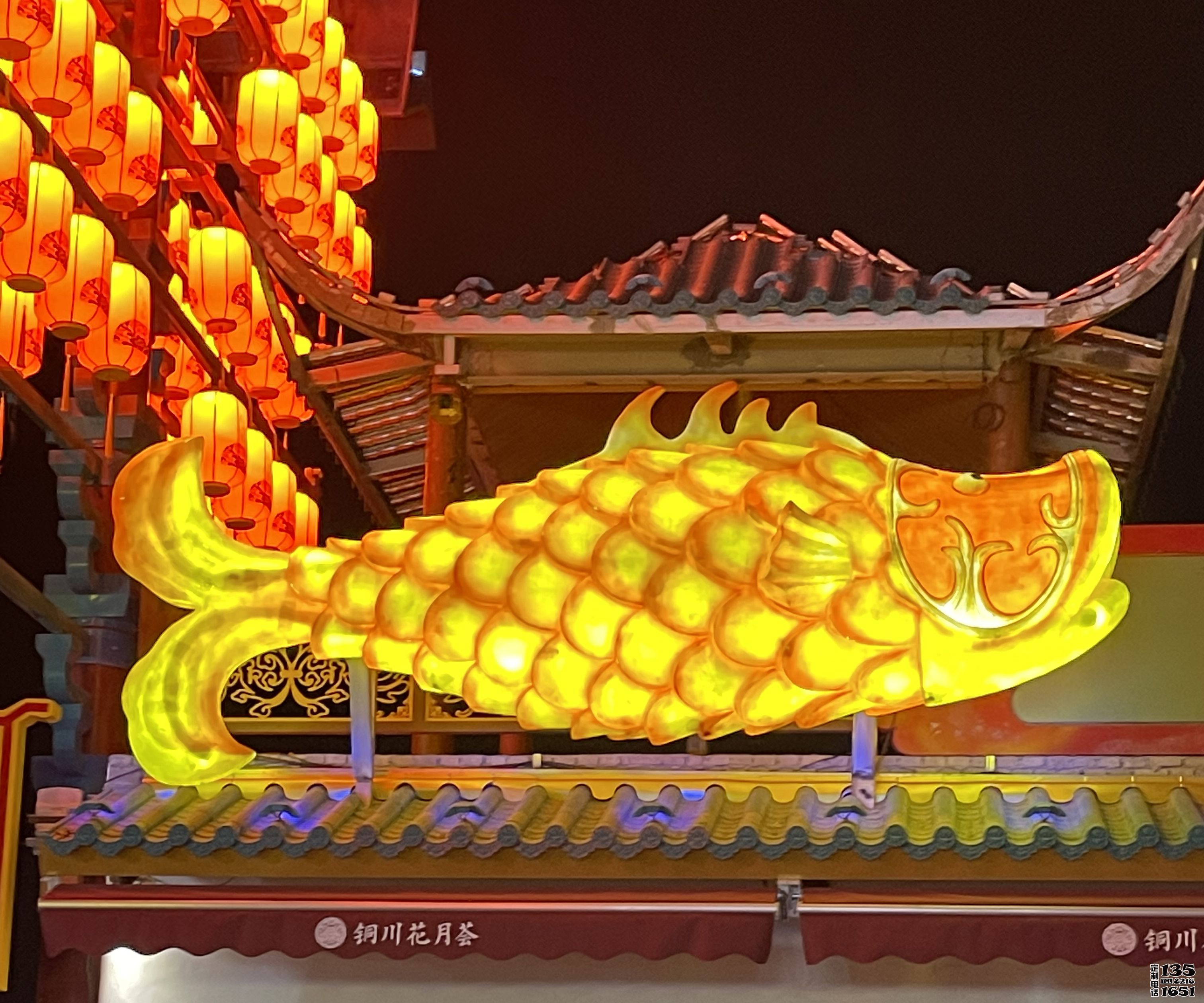3d打印发光鱼雕塑