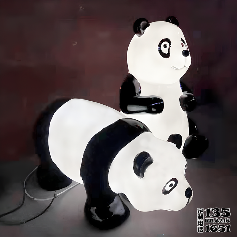 发光熊猫玻璃钢雕塑摆件 发光熊猫玻璃钢雕塑摆件
